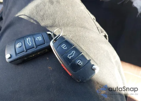 2020 Audi Q3 Premium 45 Tfsi Quattro Tiptronic z USA, uszkodzony, nr VIN WA1AECF31L1001594